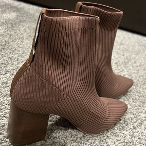 Steven New York ankle boots